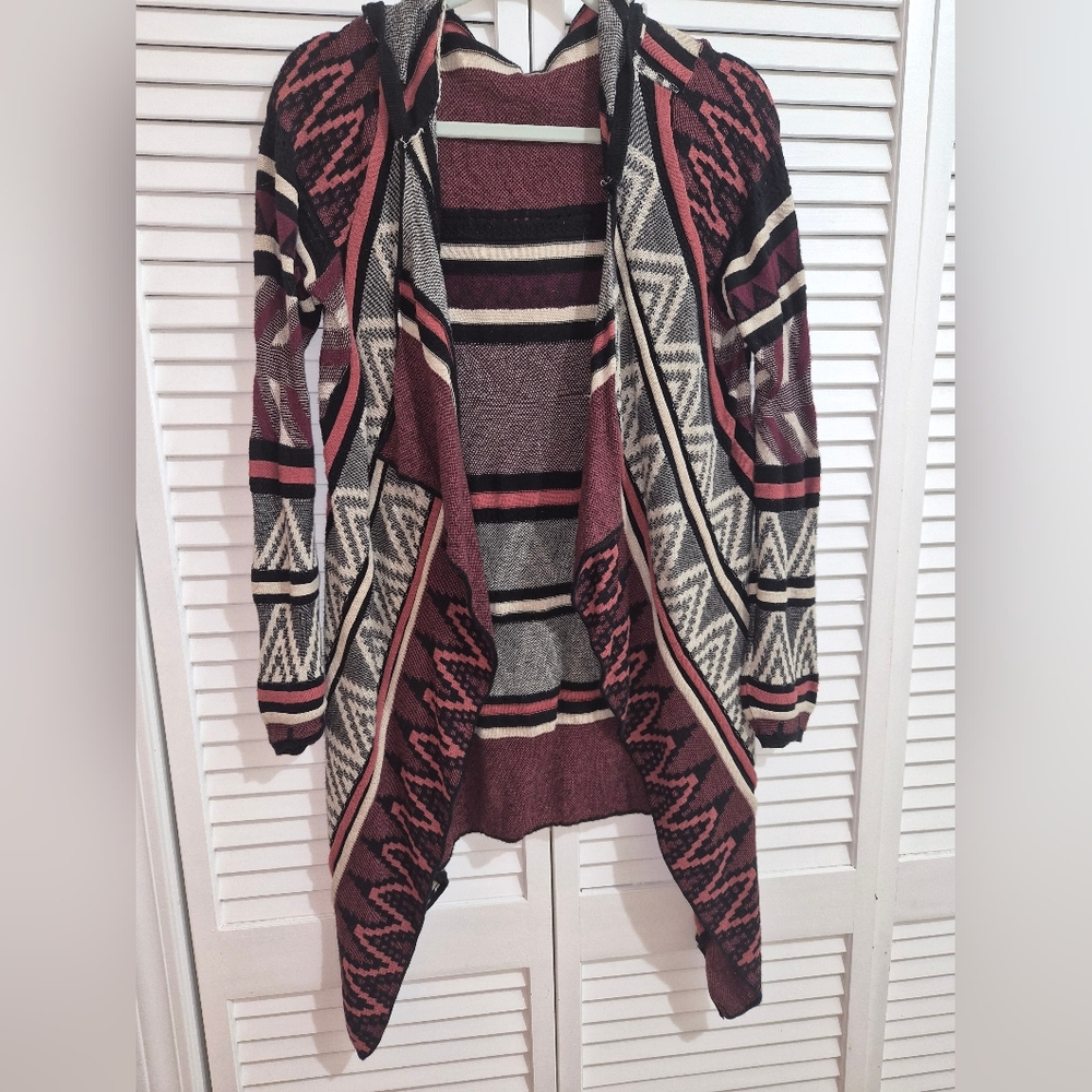 Maurices Womens Open-Front Patterned Cardigan Sweater in Burgundy and Cream